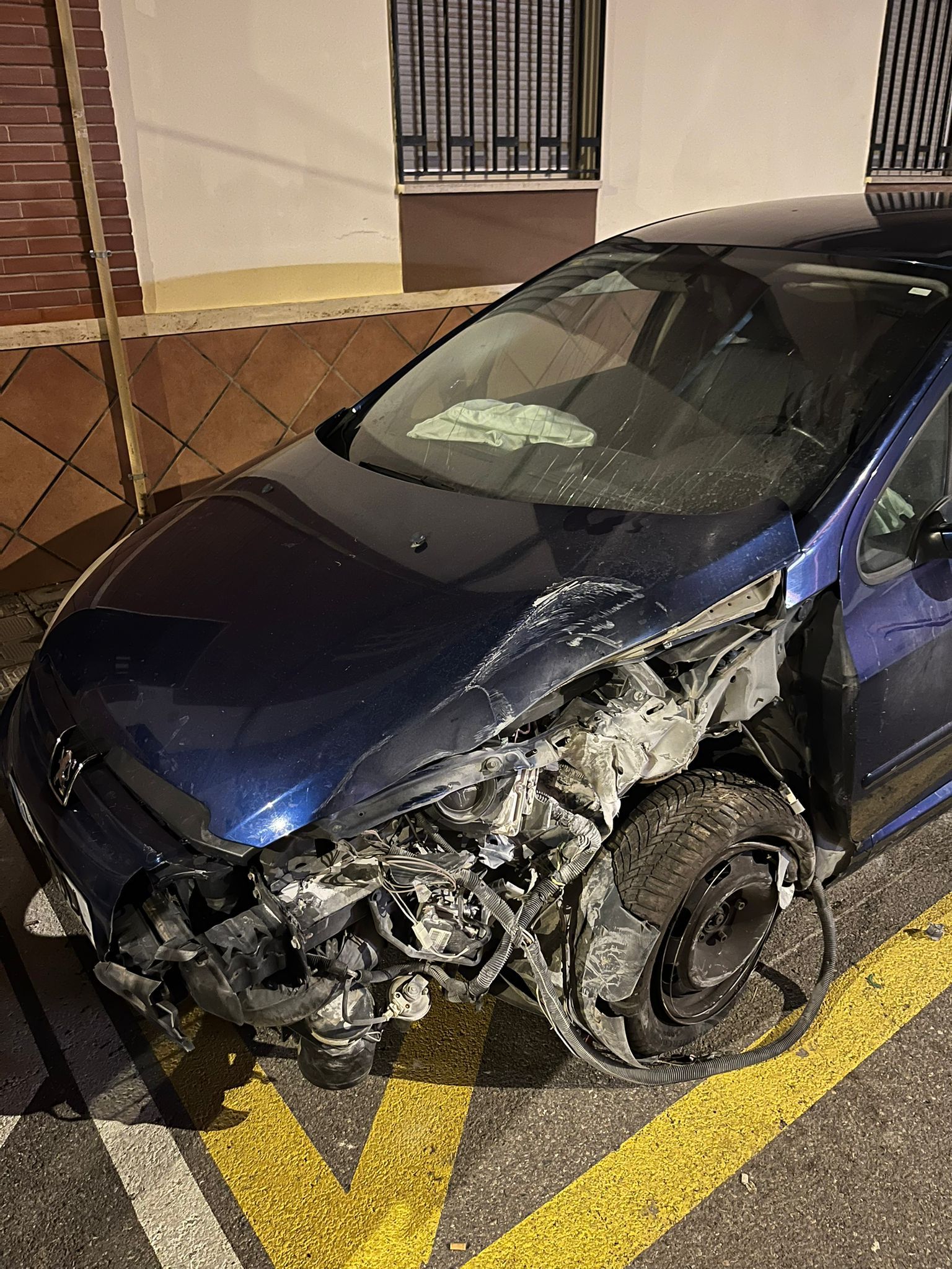 veh�culo �rea investigaci�n Puesto de Burriana